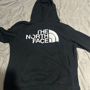 NORTH FACE SWEATSHIRT